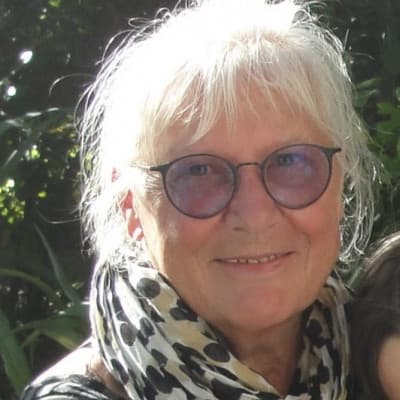 Anna Cseresnjes