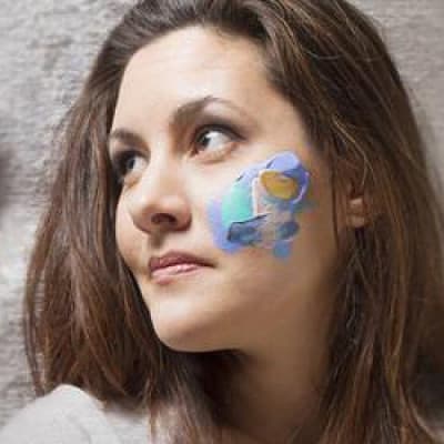 Julia Contacessi